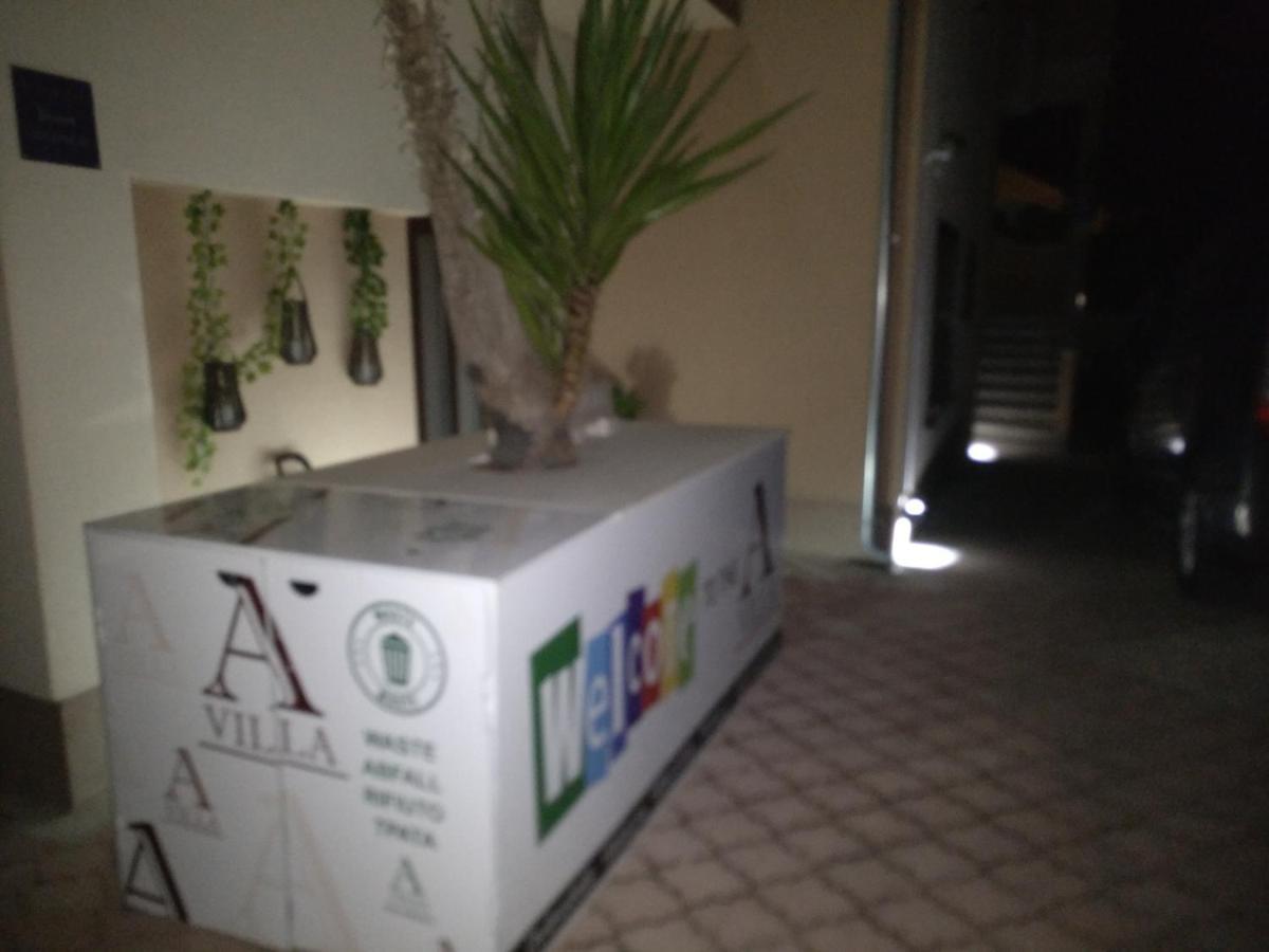 Apartments Villa A - Heating Pool Trogir Ngoại thất bức ảnh
