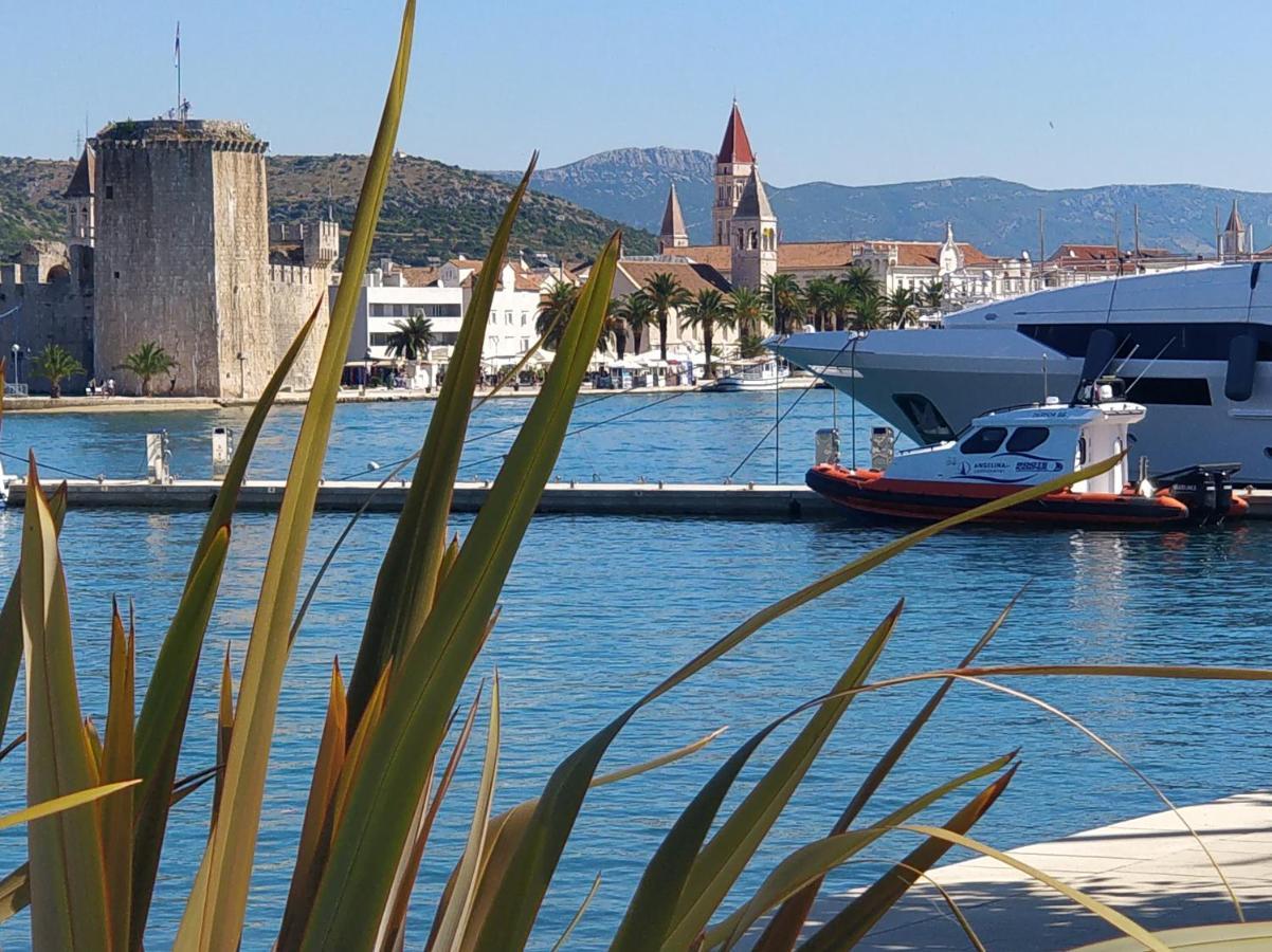 Apartments Villa A - Heating Pool Trogir Ngoại thất bức ảnh
