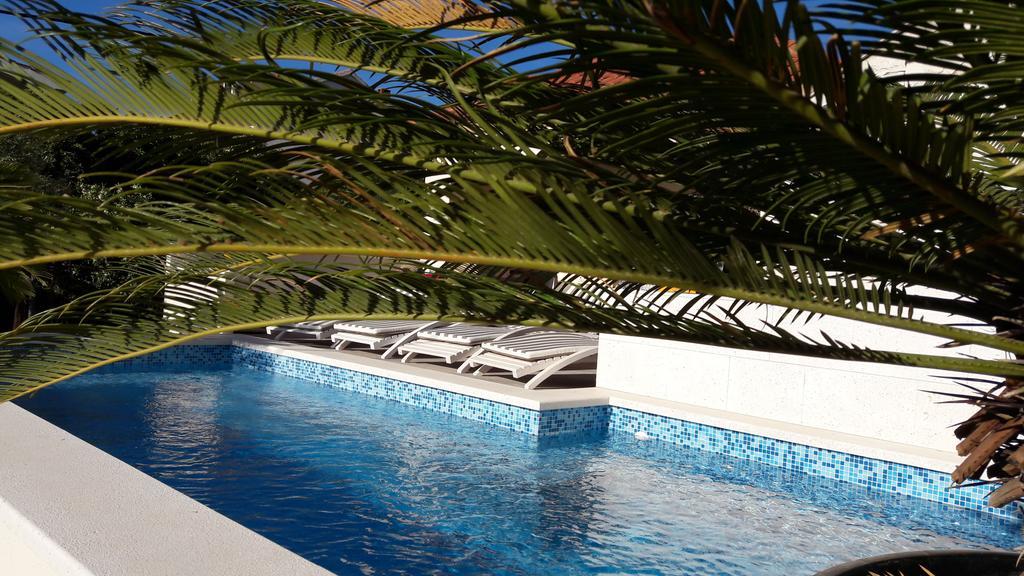Apartments Villa A - Heating Pool Trogir Ngoại thất bức ảnh
